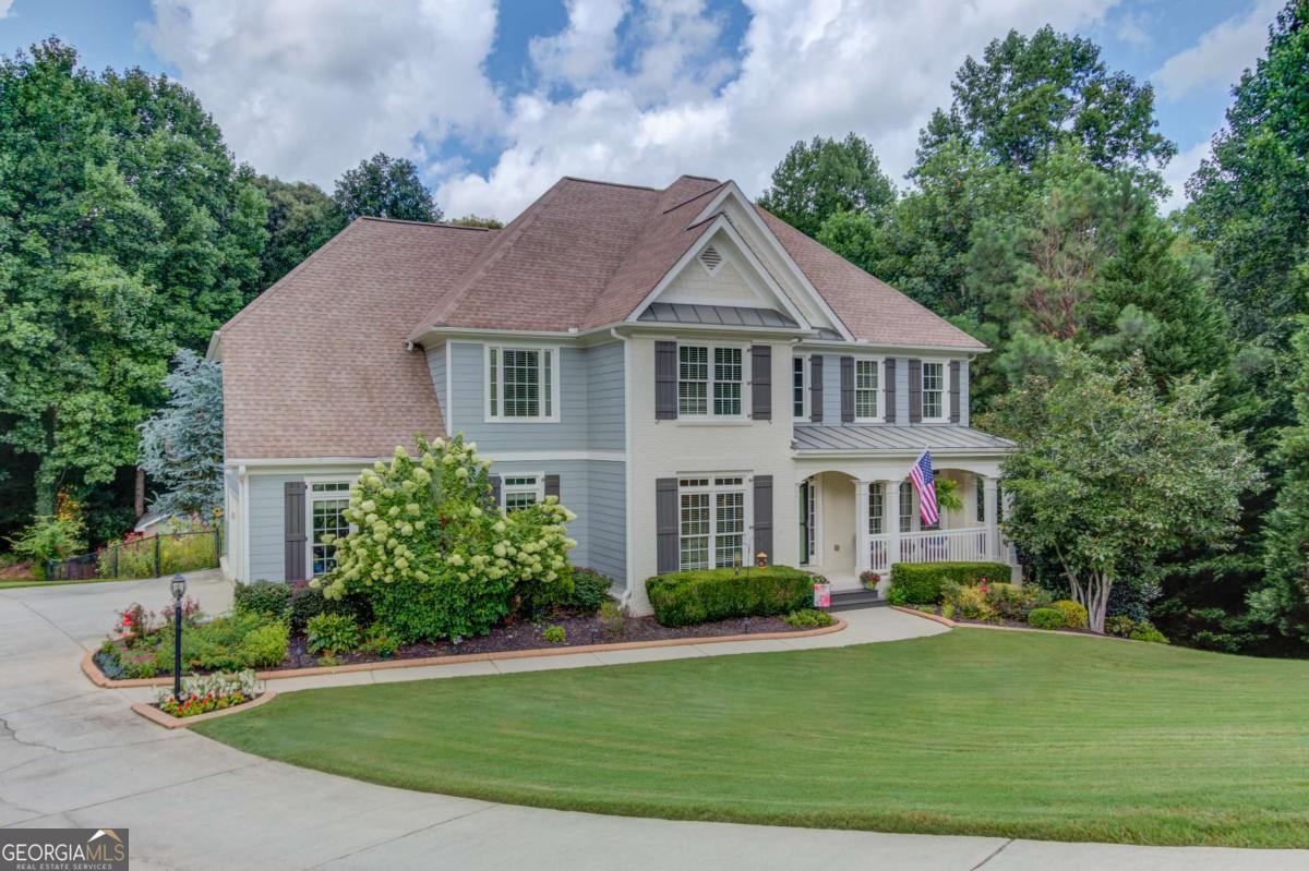 818 Oakridge TER