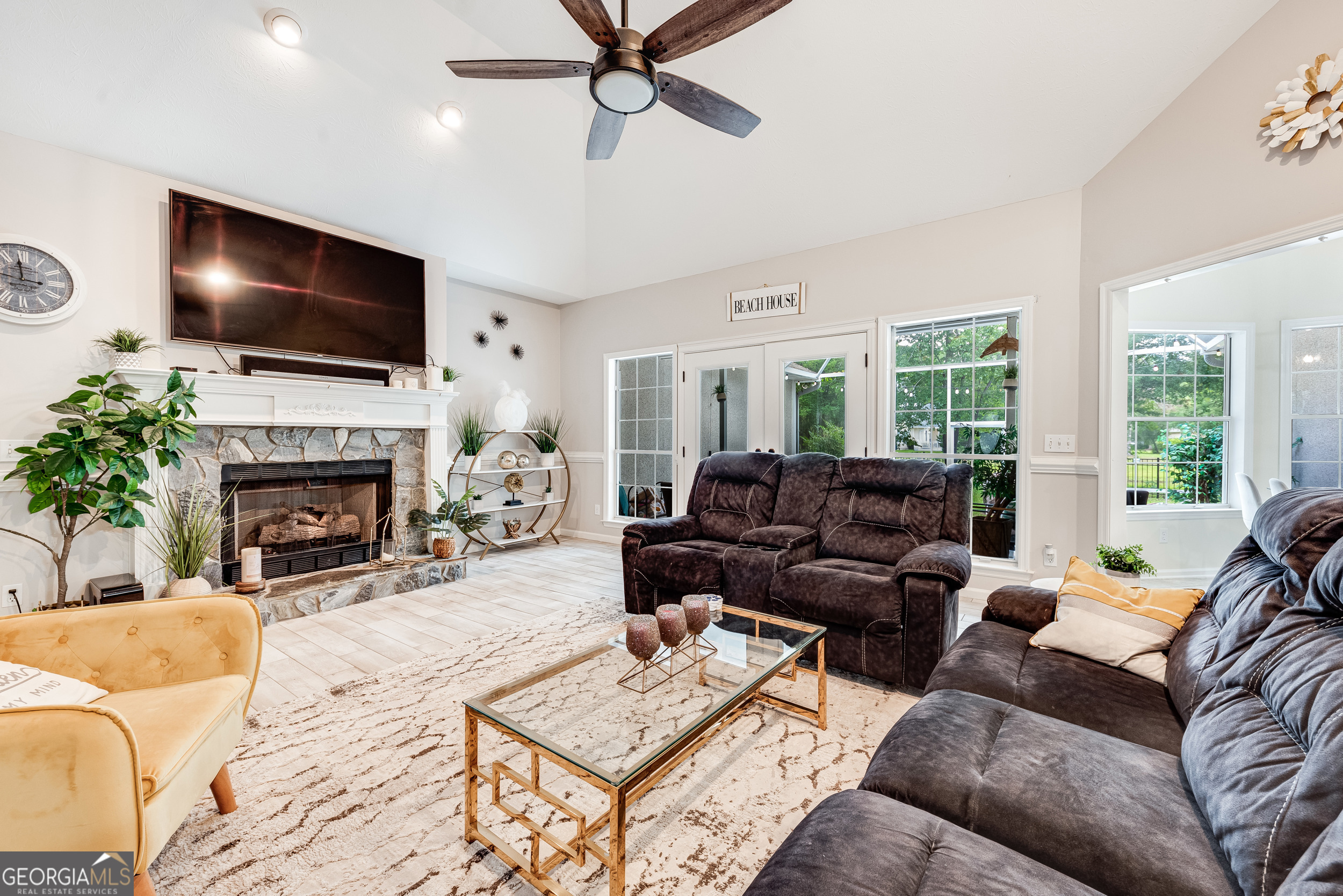 1038 Greenwillow DR