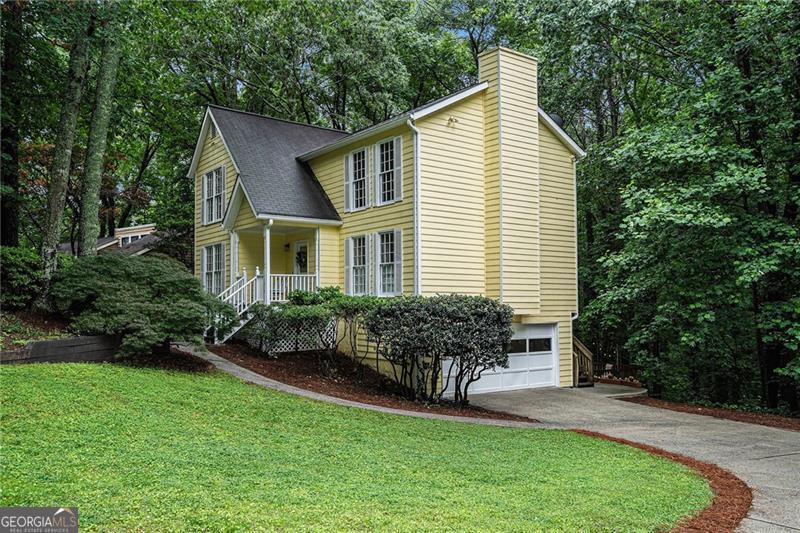 1879 Beaver Dam LN NE