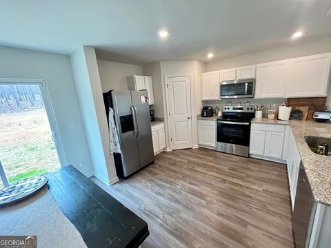 A home in Barnesville