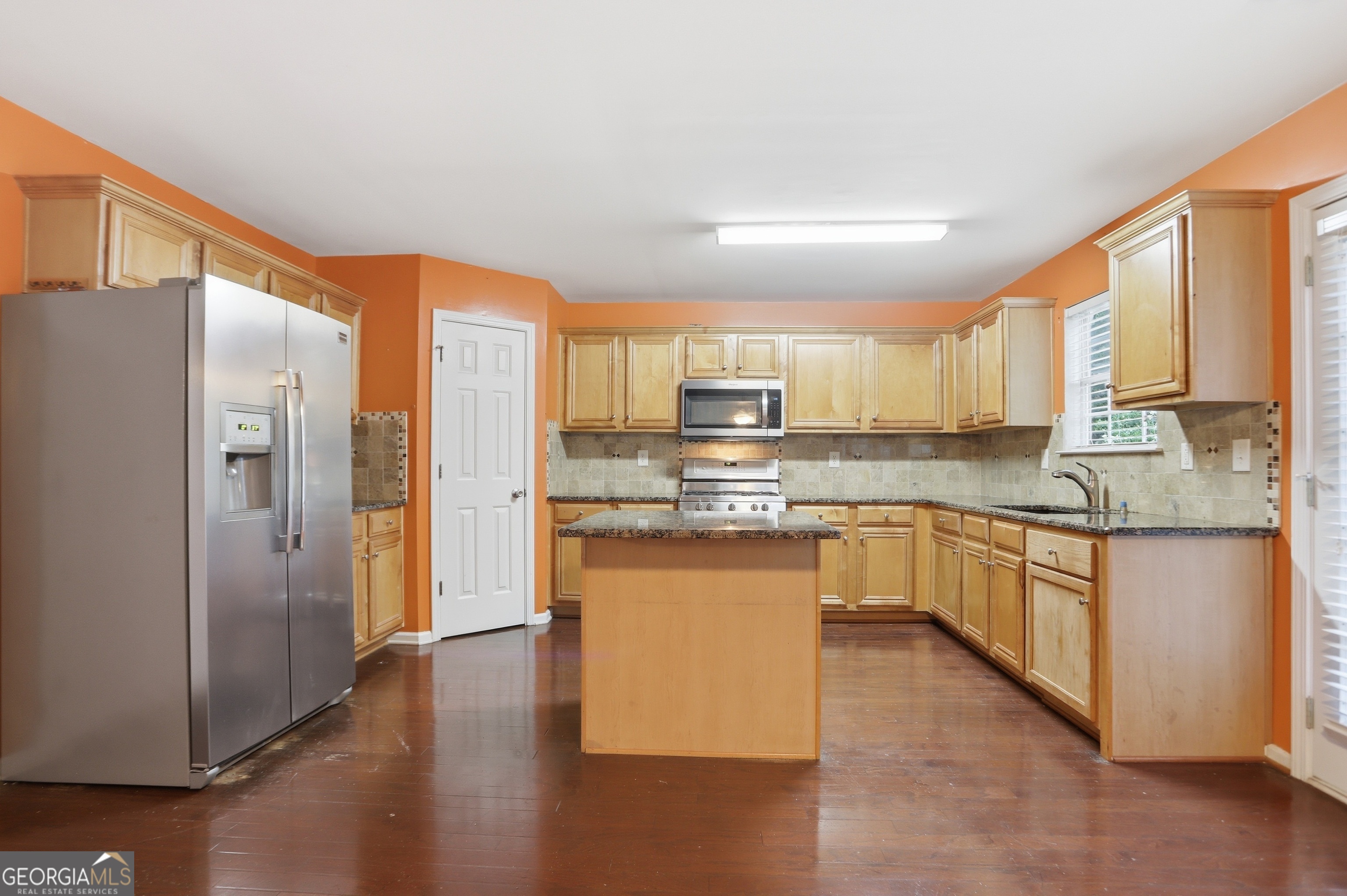 3475 Midway Cove DR