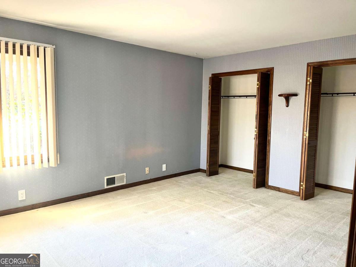 Hunters Trace - Residential Lease