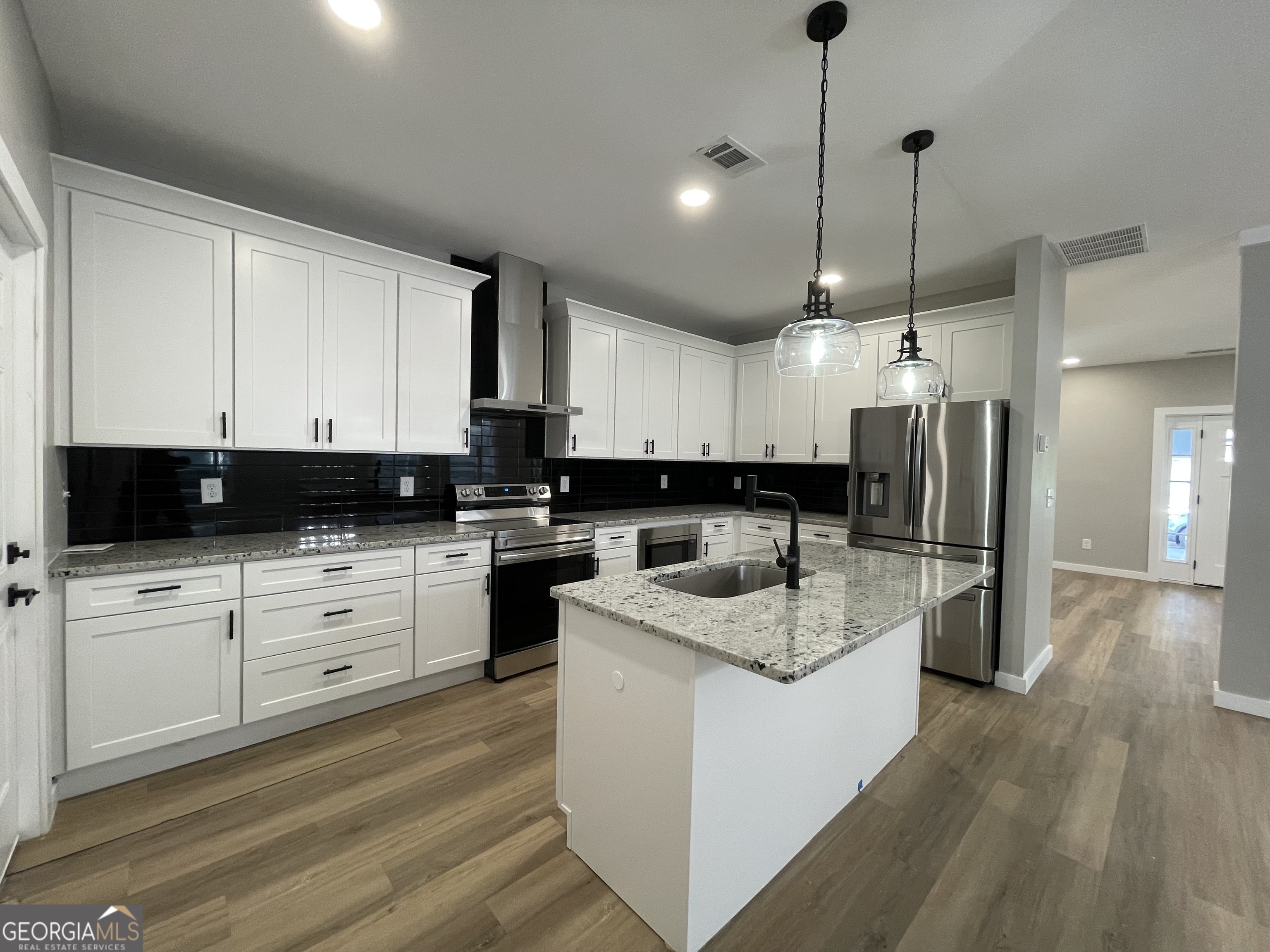 3189 Jackson A