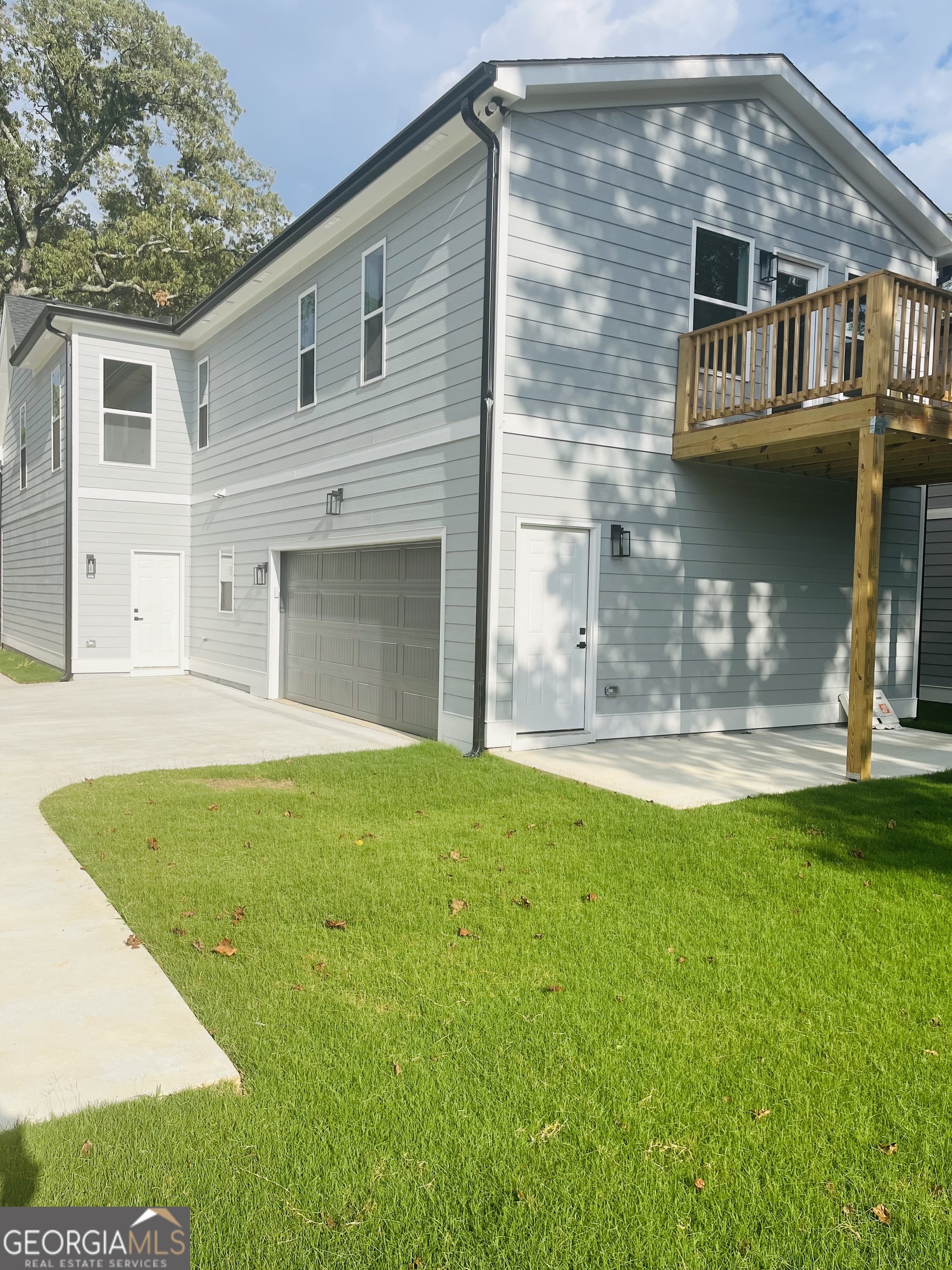 3189 Jackson A