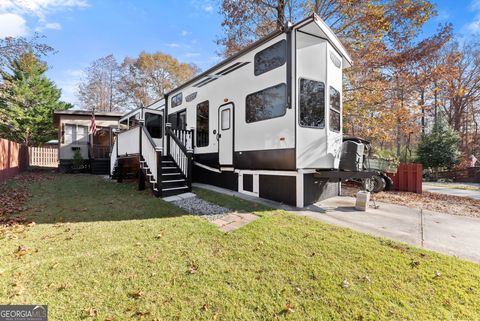 160 Elkmont TRL Cleveland GA 30528