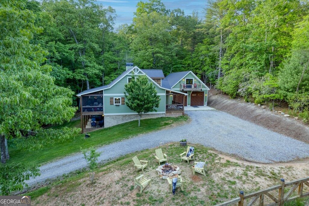 481 Mountain Top DR
