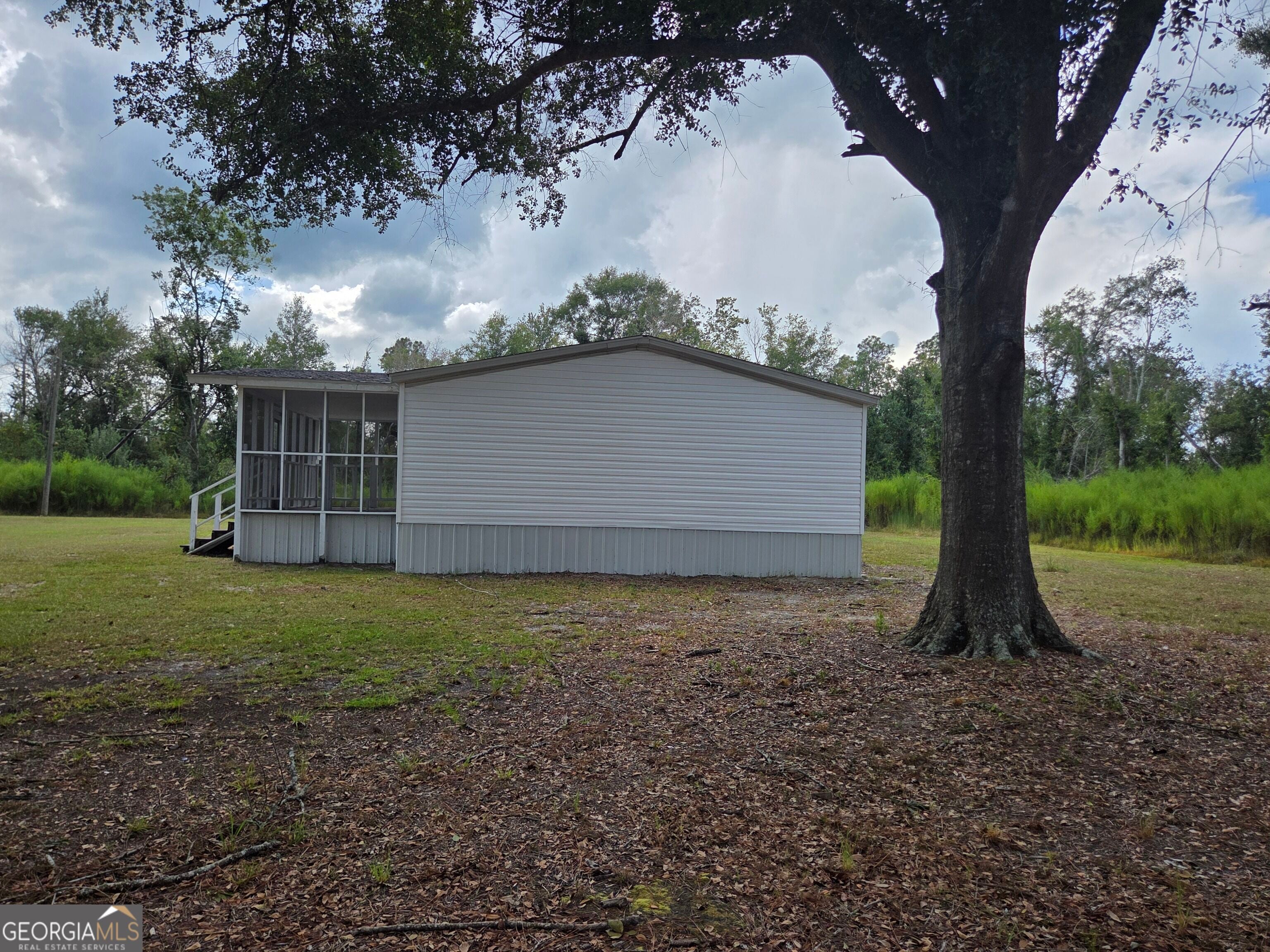 90 Fisher RD