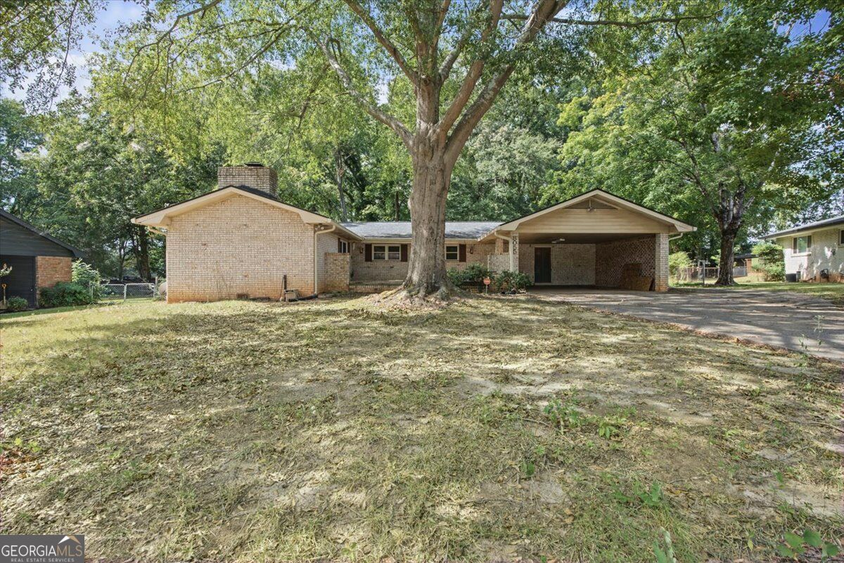 8055 Crown WAY