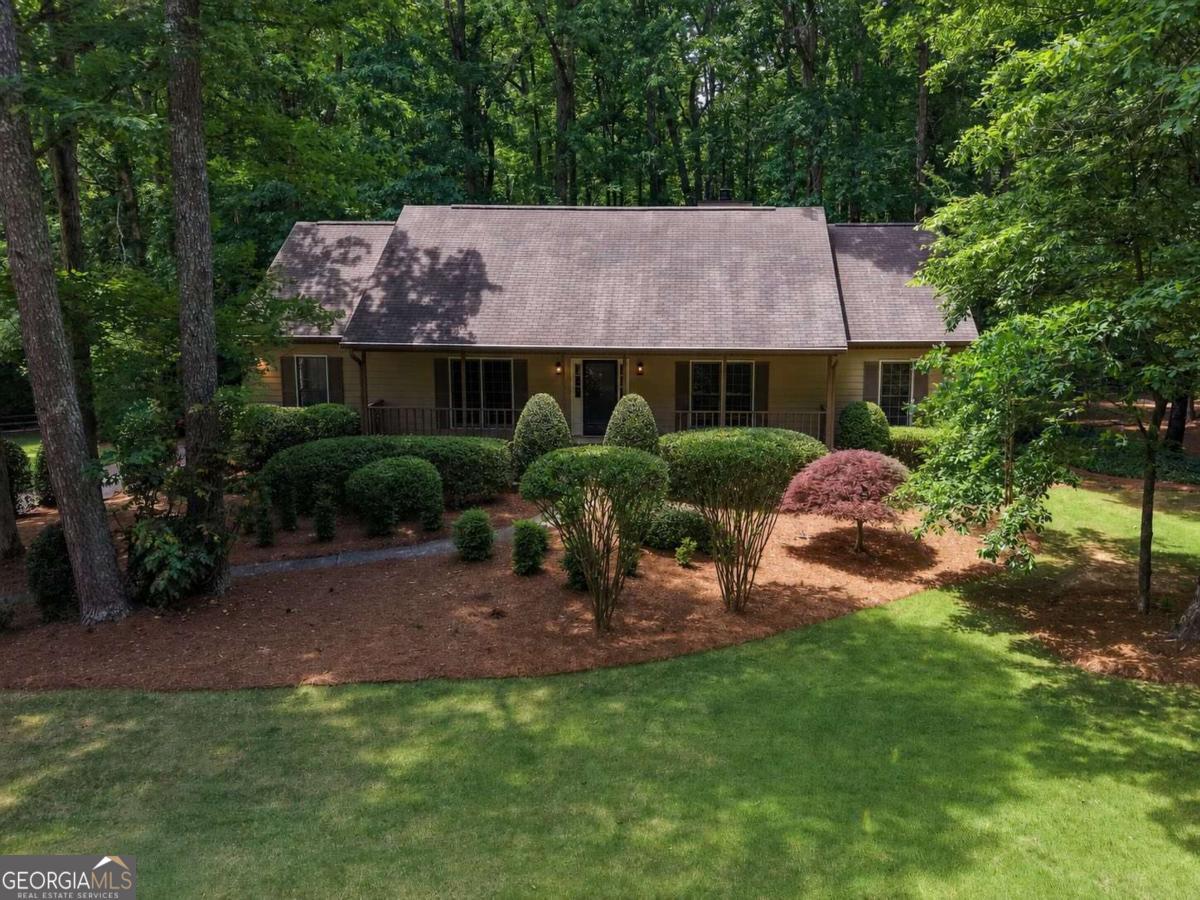 2737 Hearthstone CIR