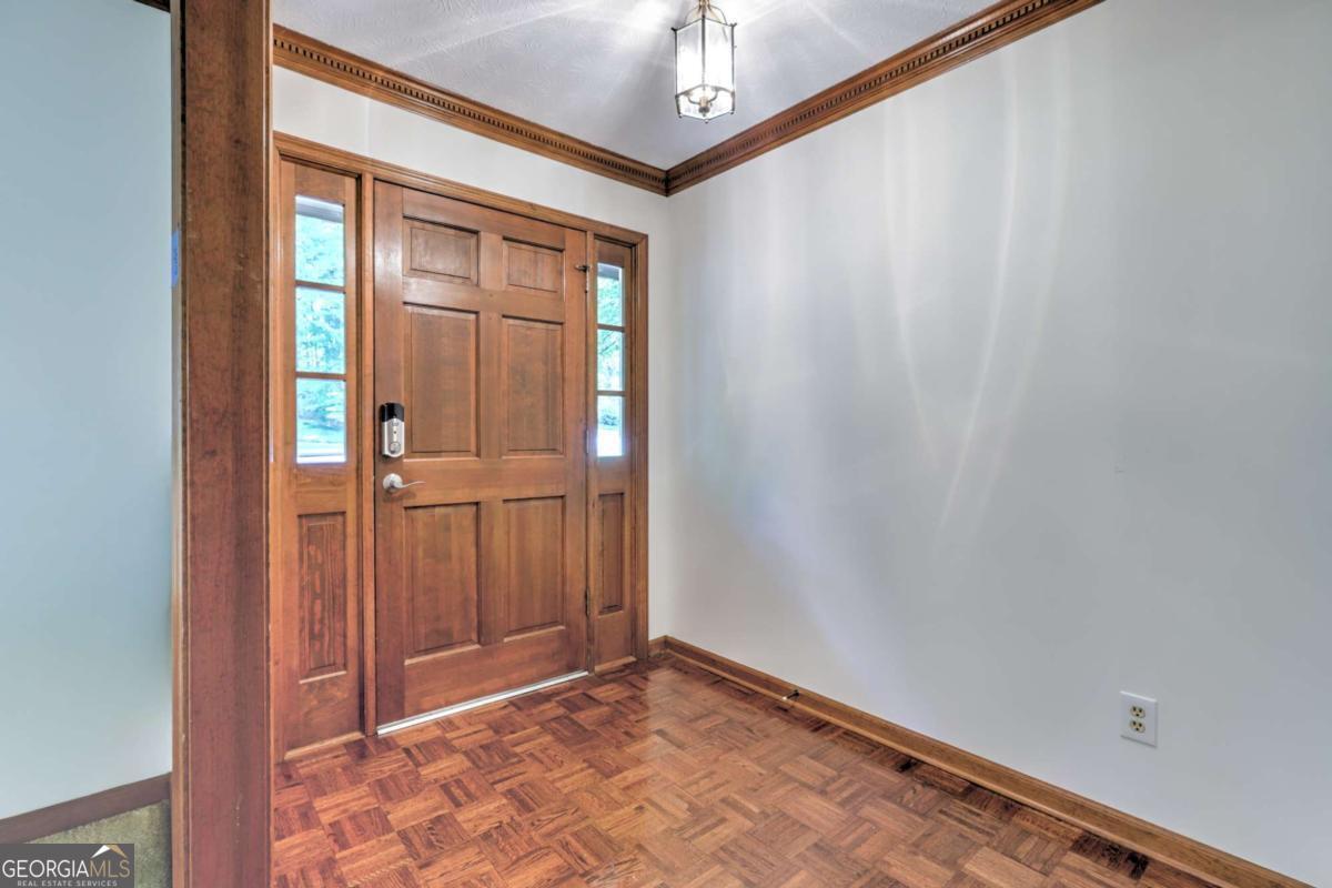 2737 Hearthstone CIR