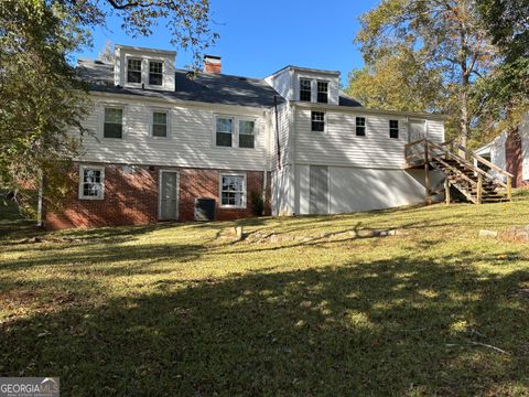 A home in Thomaston