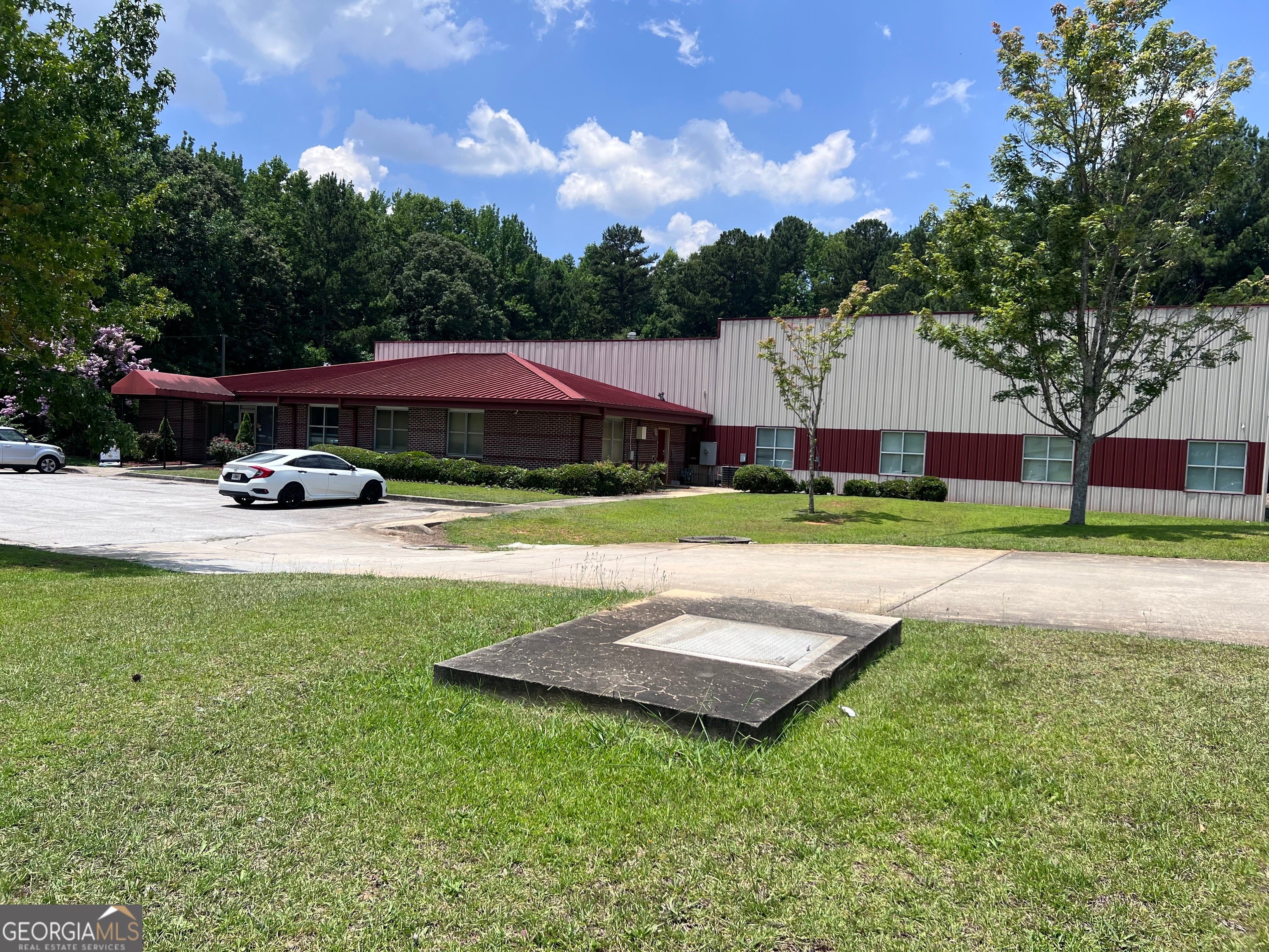 1719 & 1705 Redan E
