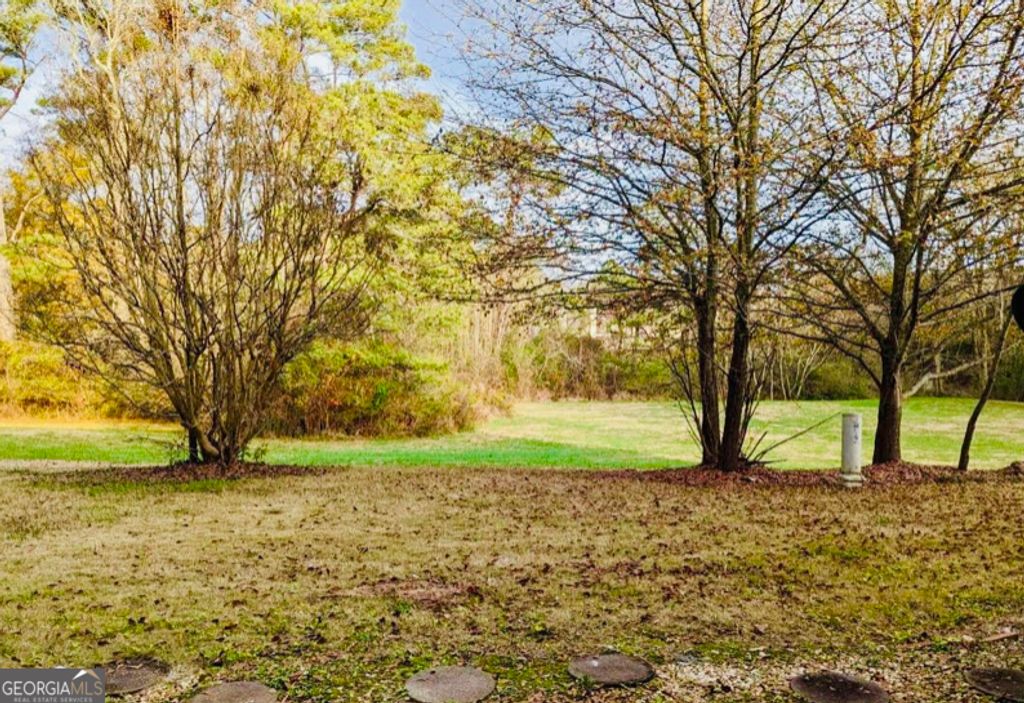 Photo of 95 Willowick Drive, Lithonia, GA 30038 (MLS # 10719992)