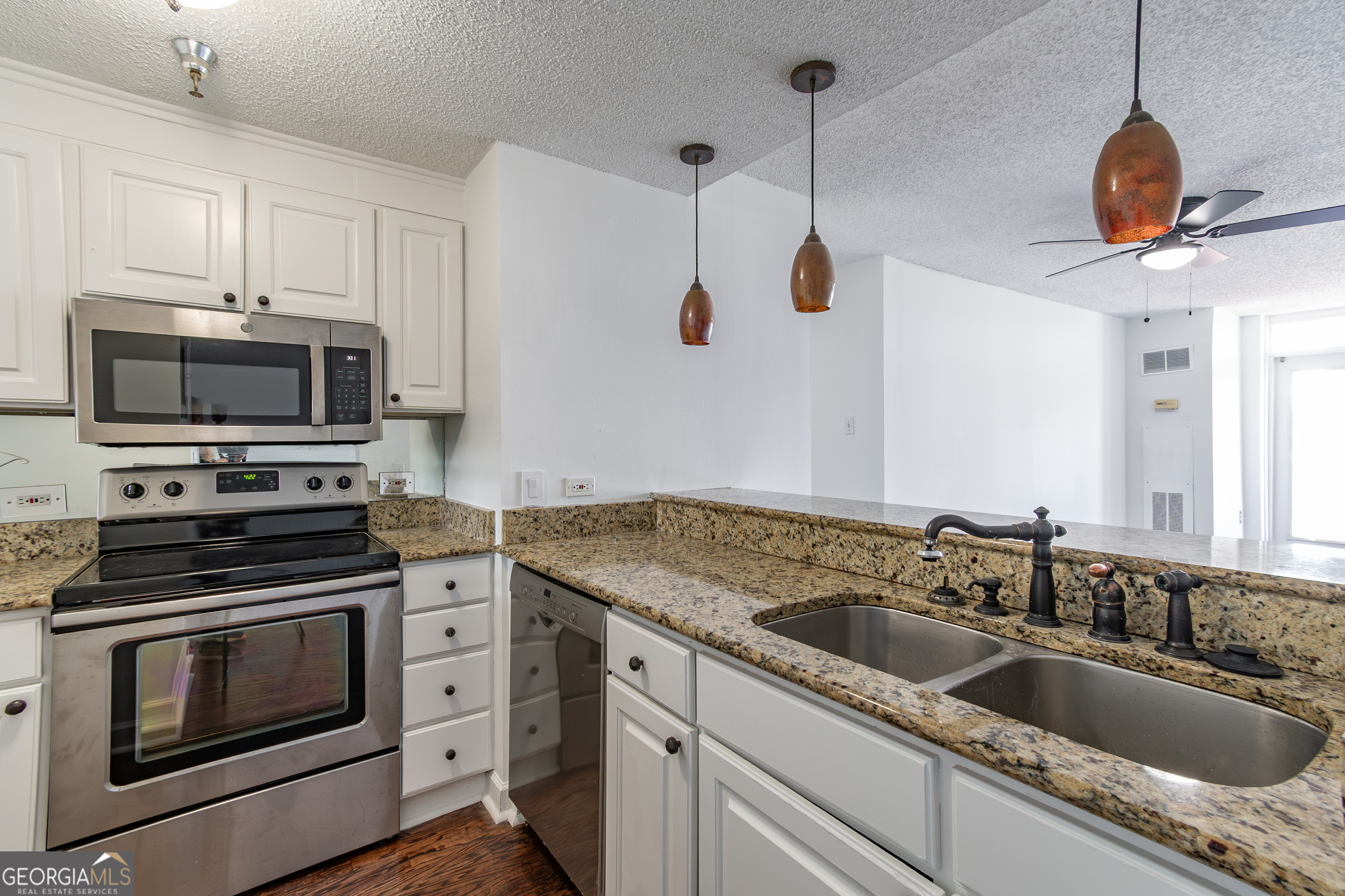 Photo 3 of 26 of 375 Ralph McGill BLVD NE 807 condo