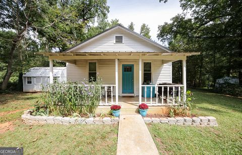 Photo of 430 Sherwood Circle, Danielsville, GA 30633 (MLS # 10528090)