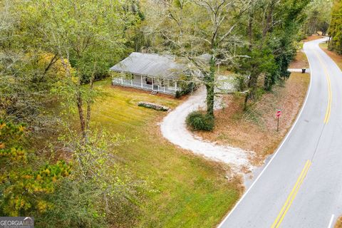 A home in Newnan