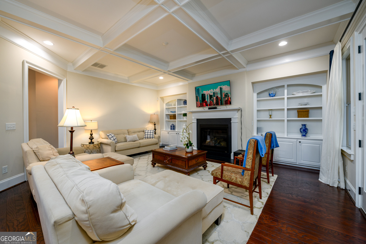 Suwanee, Georgia 30024, United States, 6 Bedrooms Bedrooms, ,6 BathroomsBathrooms,Residential,Active,136211