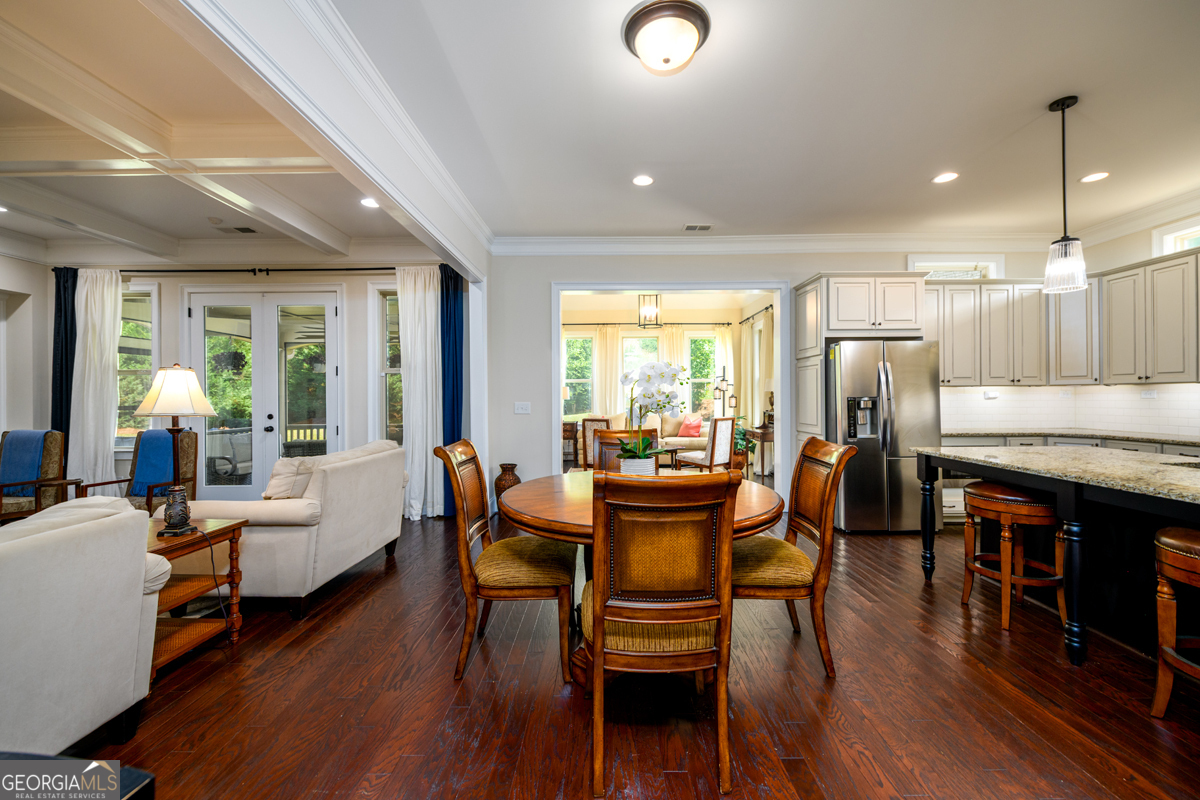 Suwanee, Georgia 30024, United States, 6 Bedrooms Bedrooms, ,6 BathroomsBathrooms,Residential,Active,136211