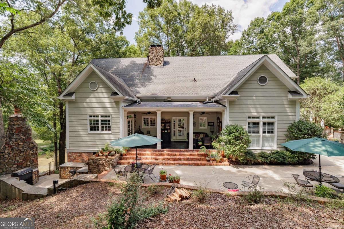 210 Riverview RD