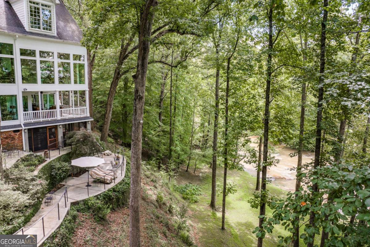 210 Riverview RD