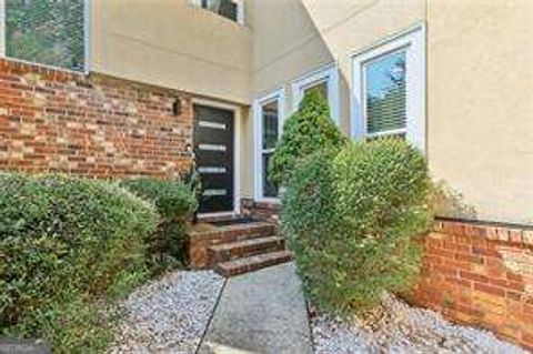 Photo of 6118 Barfield Road, Atlanta, GA 30328 (MLS # 10680356)