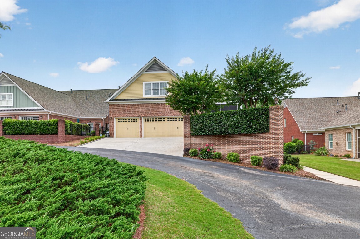 2753 Bungalow PL