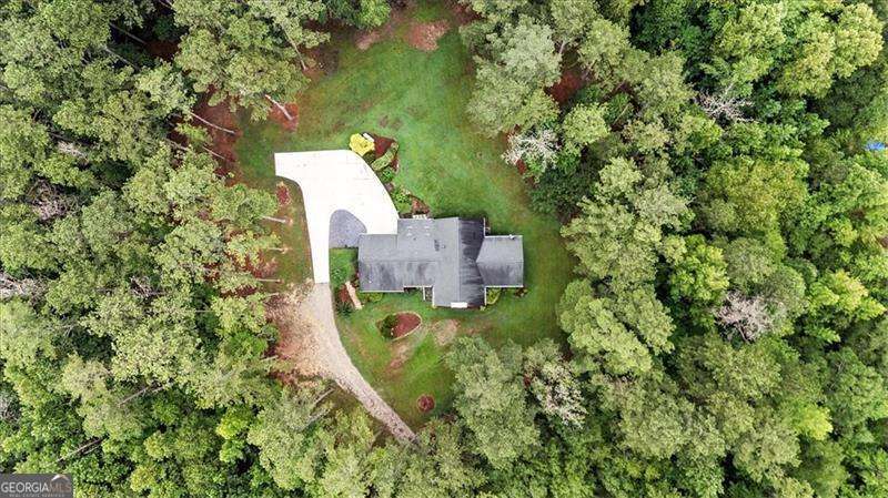 821 Prickett LN