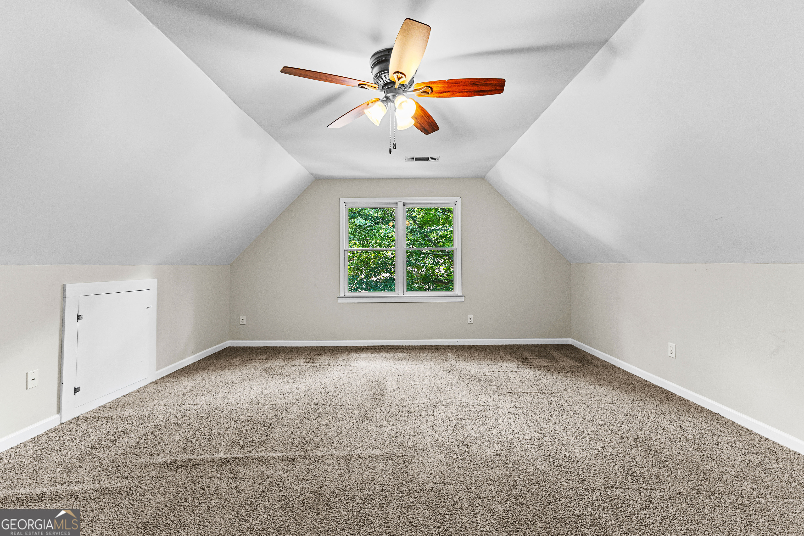 Newnan, Georgia 30265, United States, 3 Bedrooms Bedrooms, ,3 BathroomsBathrooms,Residential,Active,252614