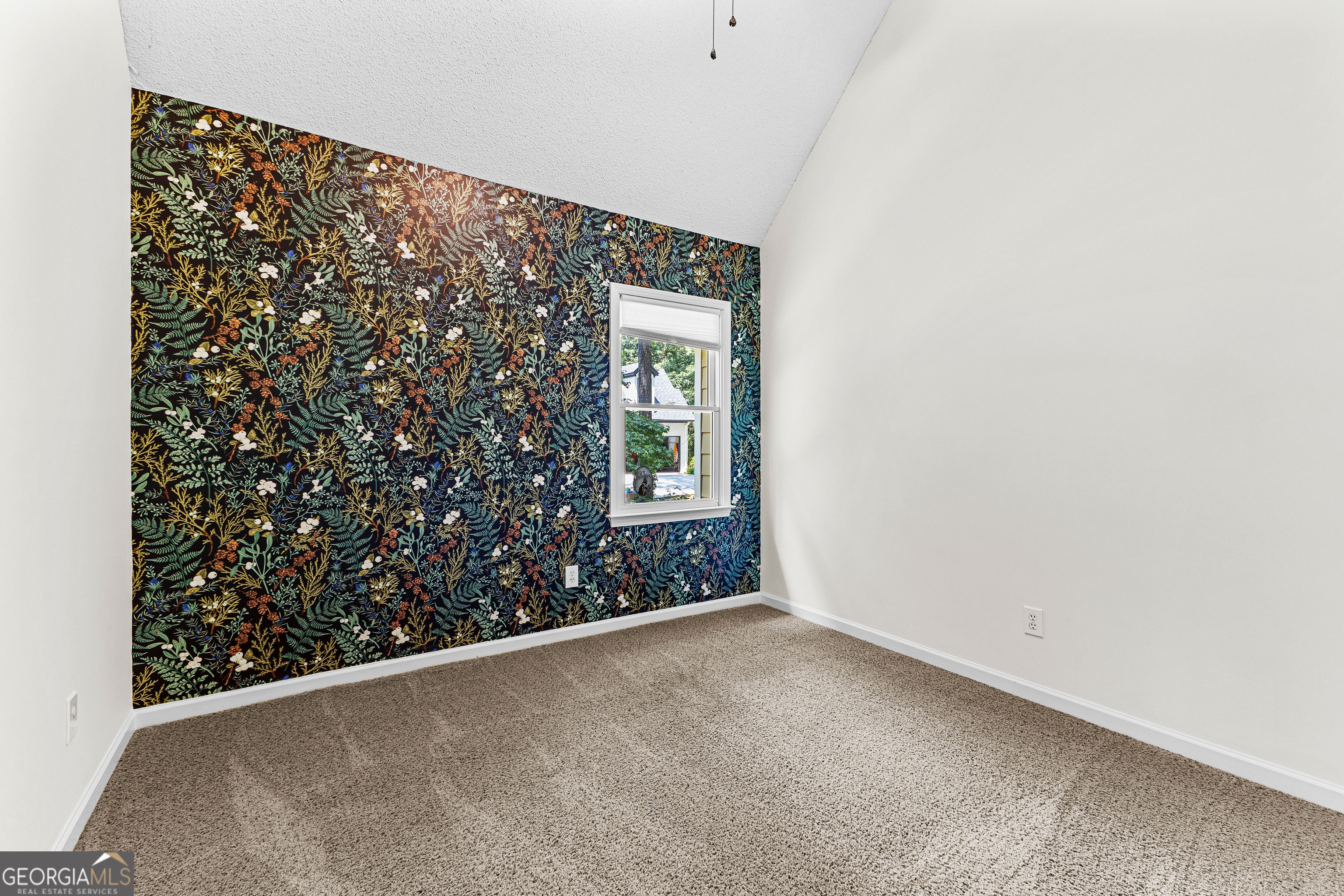 Newnan, Georgia 30265, United States, 3 Bedrooms Bedrooms, ,3 BathroomsBathrooms,Residential,Active,252614