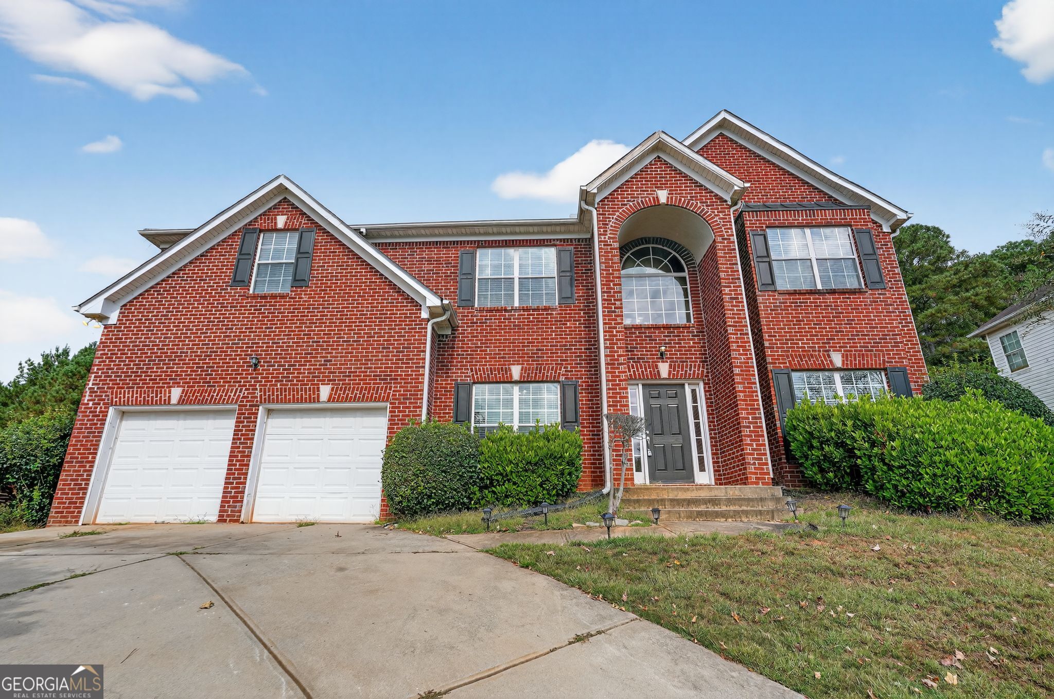 4290 Donna WAY