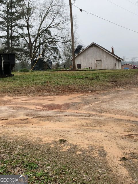 607 Boxankle RD Forsyth GA 30129