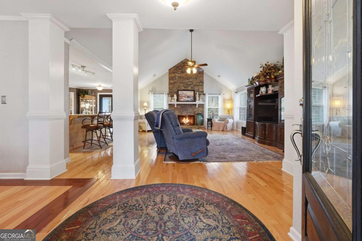 6117 Misty Valley DR SE