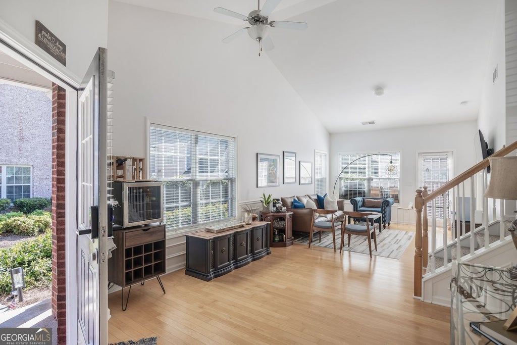 Photo of 1802 Willow Branch Lane, Kennesaw, GA 30152 (MLS # 10838567)