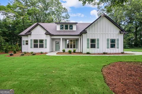 15 Couch ST Moreland GA 30259