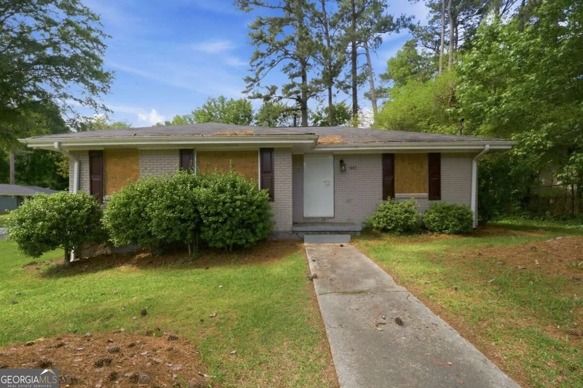 1805 Rosewood Road