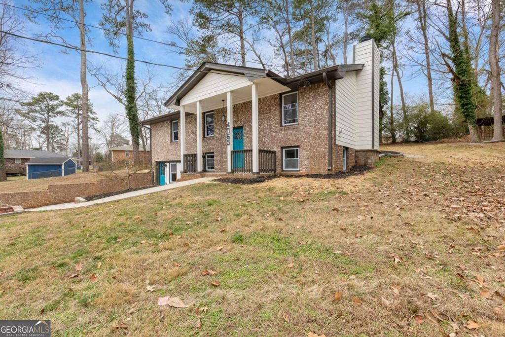Photo of 4065 Craig Drive, Duluth, GA 30096 (MLS # 10669726)