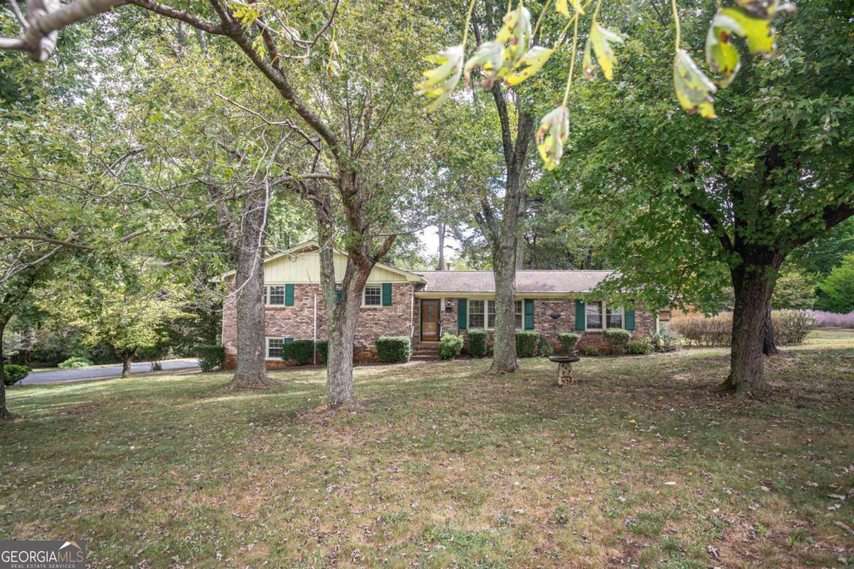 3516 Nowlin RD
