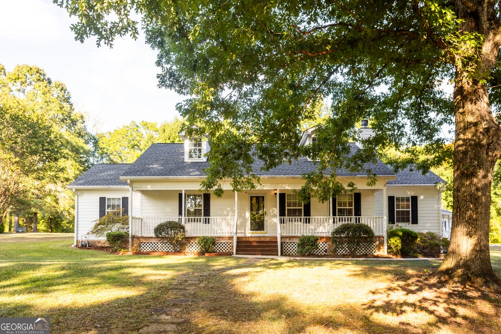 Photo of 1650 Pierce Dairy Rd, Madison, GA 30650 (MLS # 10868191)