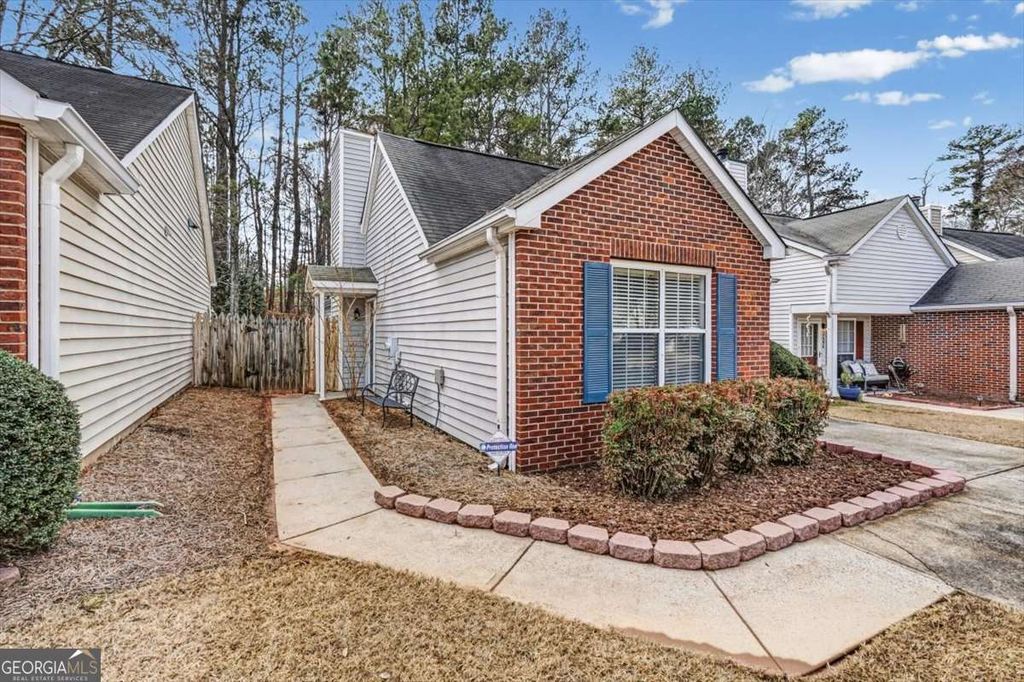 Photo of 2636 Saint Charles Lane NW, Kennesaw, GA 30144 (MLS # 10683222)