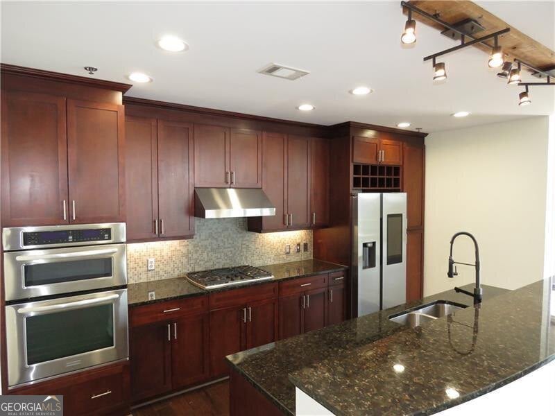 270 17th ST NW 3801
