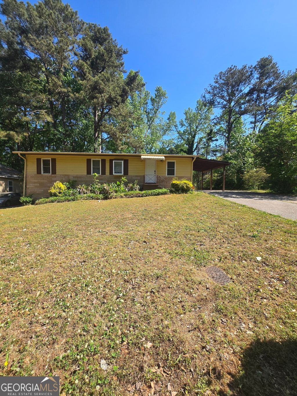Photo of 3645 Saturn Drive NW, Atlanta, GA 30331 (MLS # 10761514)