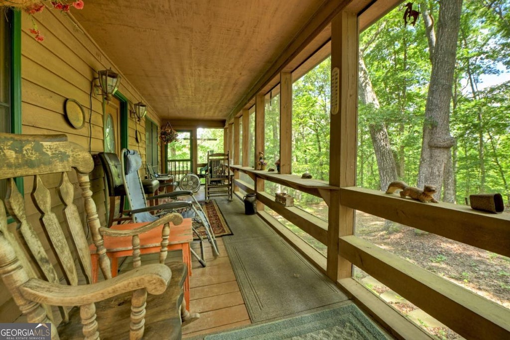 Photo of 88 Wagon Tracks Ridge, Mineral Bluff, GA 30559 (MLS # 10882428)