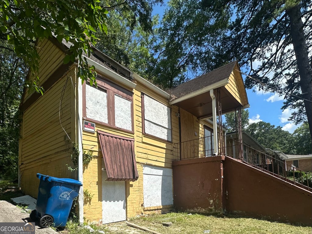 Photo of 1615 Ezra Church Drive NW, Atlanta, GA 30314 (MLS # 10812569)