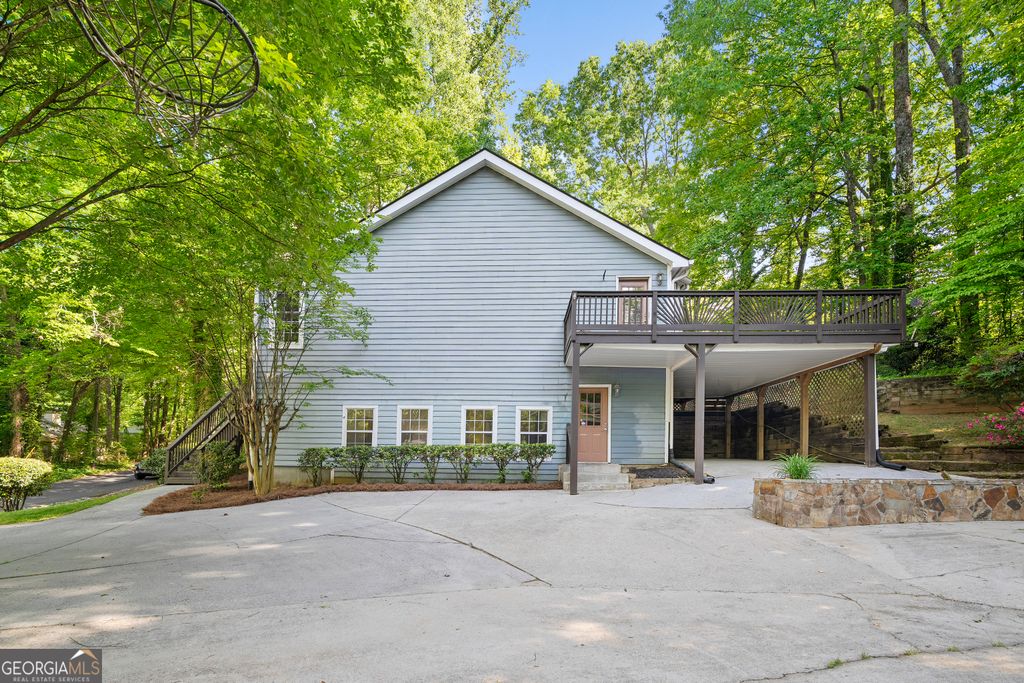 Photo of 4520 Forest Green Drive, Sugar Hill, GA 30518 (MLS # 10740754)