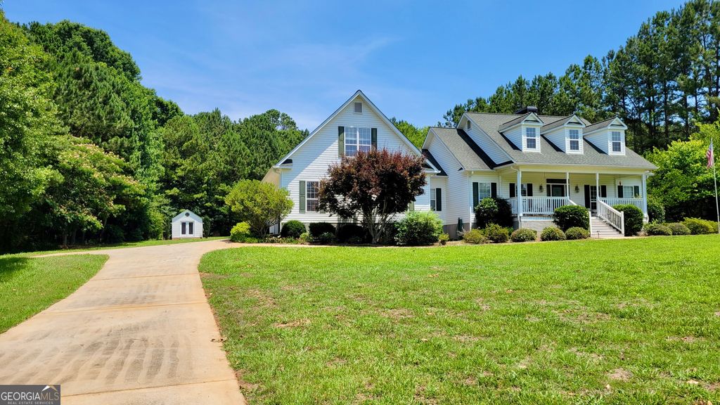 Photo of 306 Hutchinson Farms Road, Griffin, GA 30224 (MLS # 10774846)