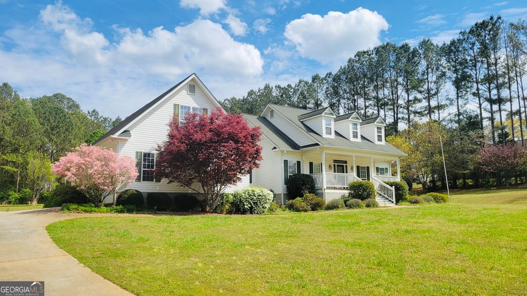 Photo of 306 Hutchinson Farms Road, Griffin, GA 30224 (MLS # 10774846)