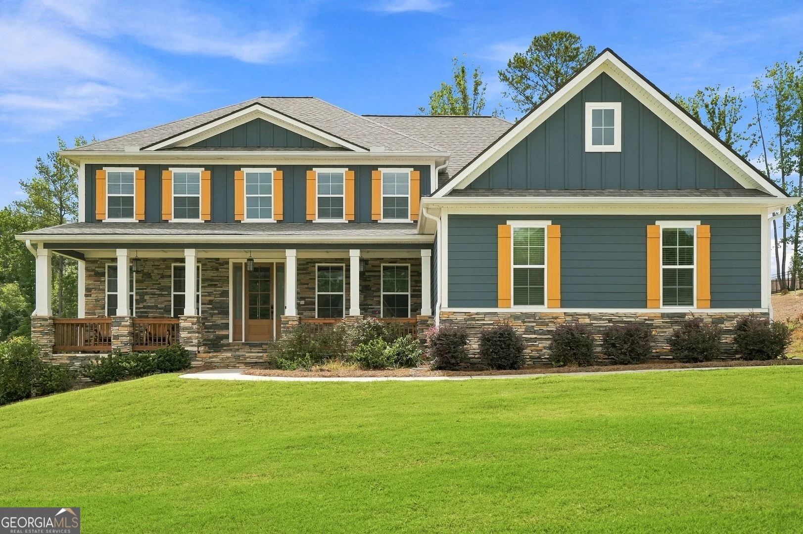 115 Lapis Lake Pt