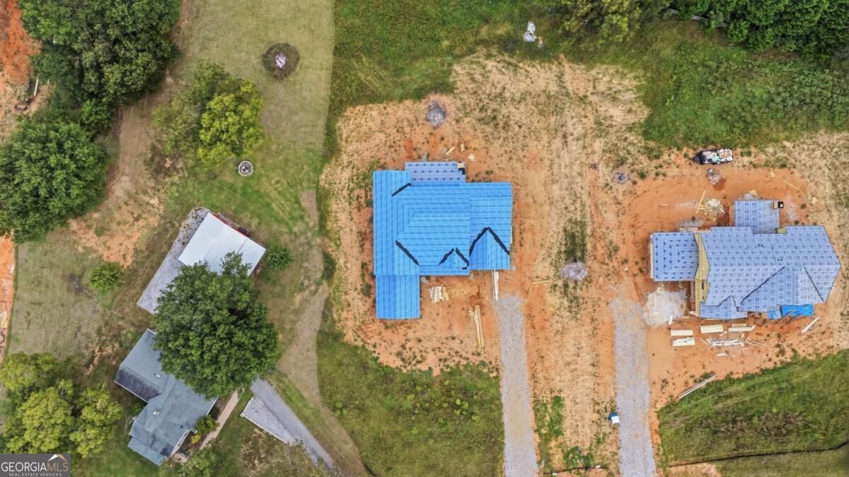 1752 Lee Peters RD