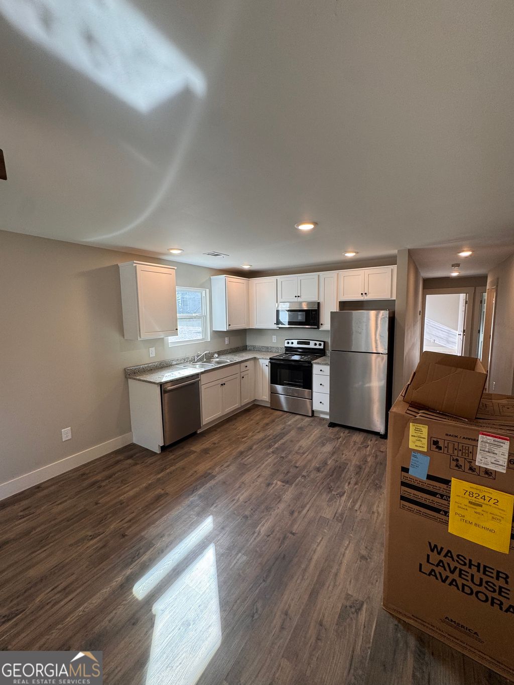 Photo of 186 Maret Street, Hartwell, GA 30643 (MLS # 10709293)