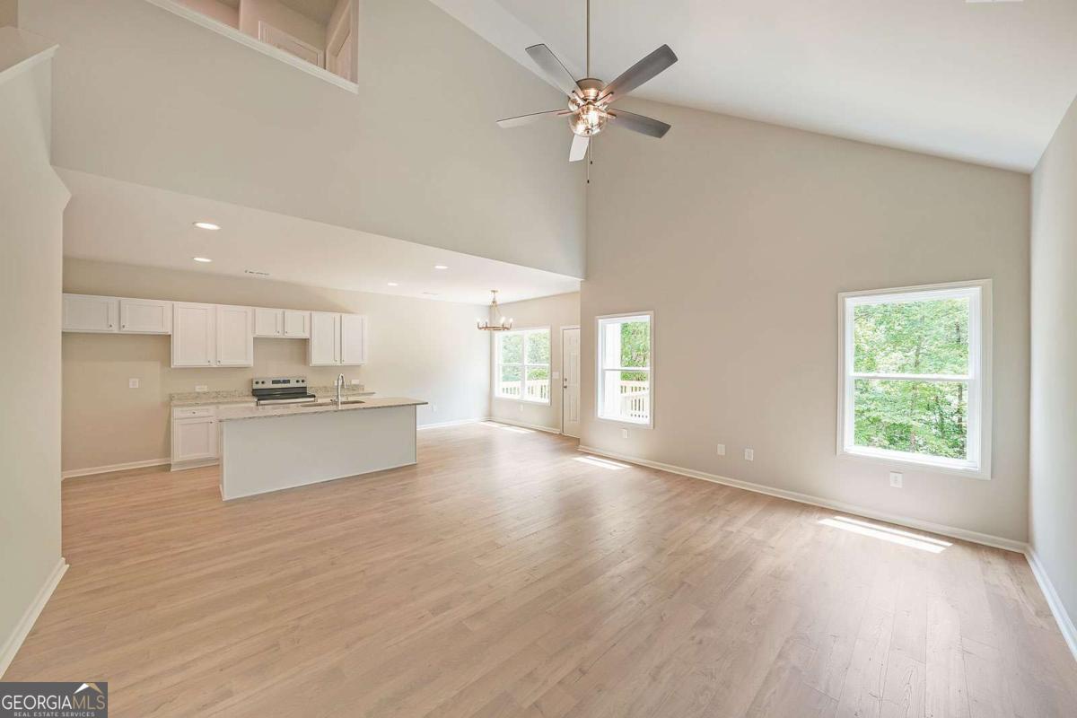 175 West Woods DR